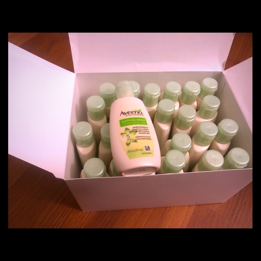 Aveno positively radiant exfoliating body was pack